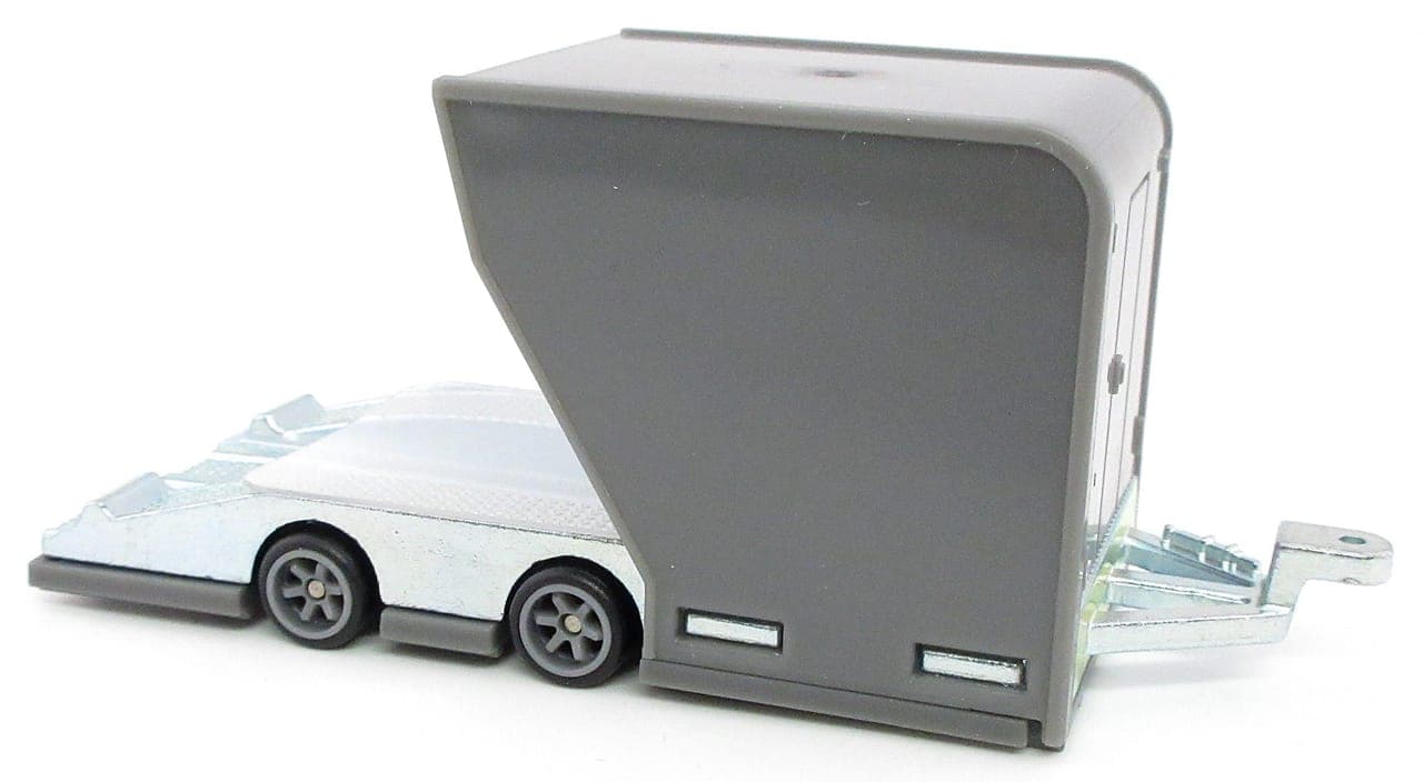 Open Trailer