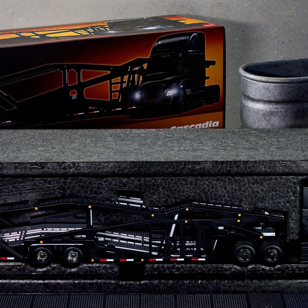 Freightliner Cascadia 3