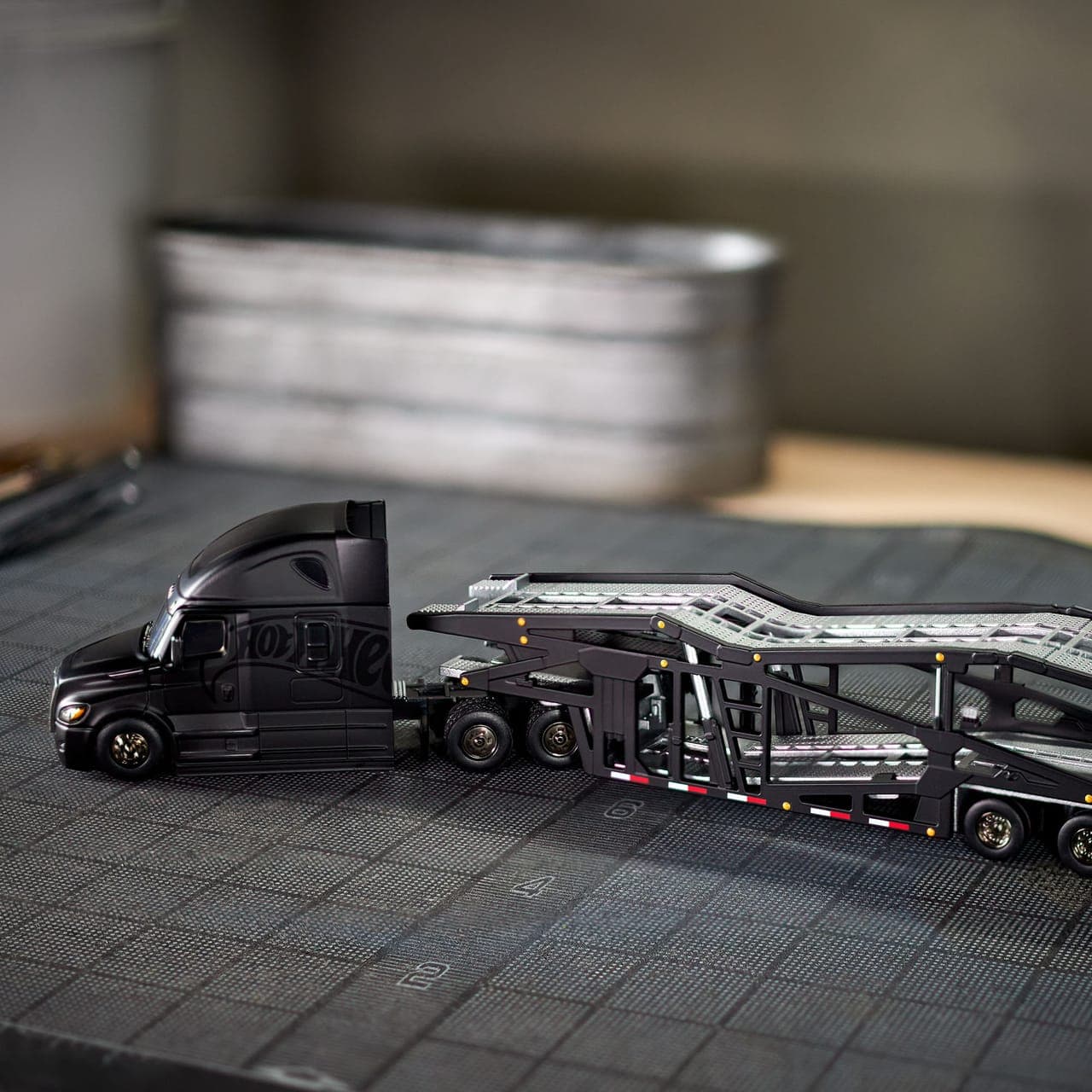 Freightliner Cascadia 8