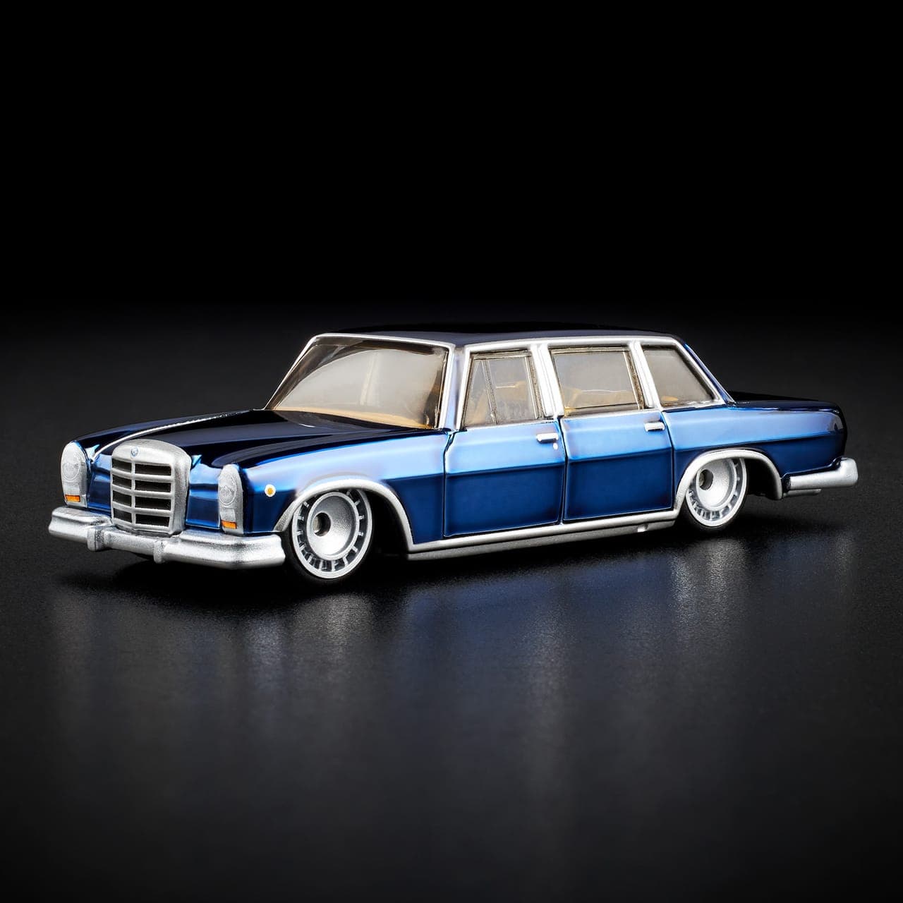 MERCEDES-BENZ 600