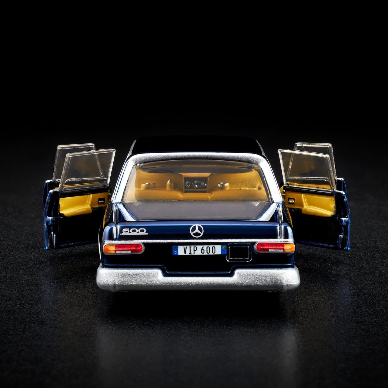 MERCEDES-BENZ 600 10
