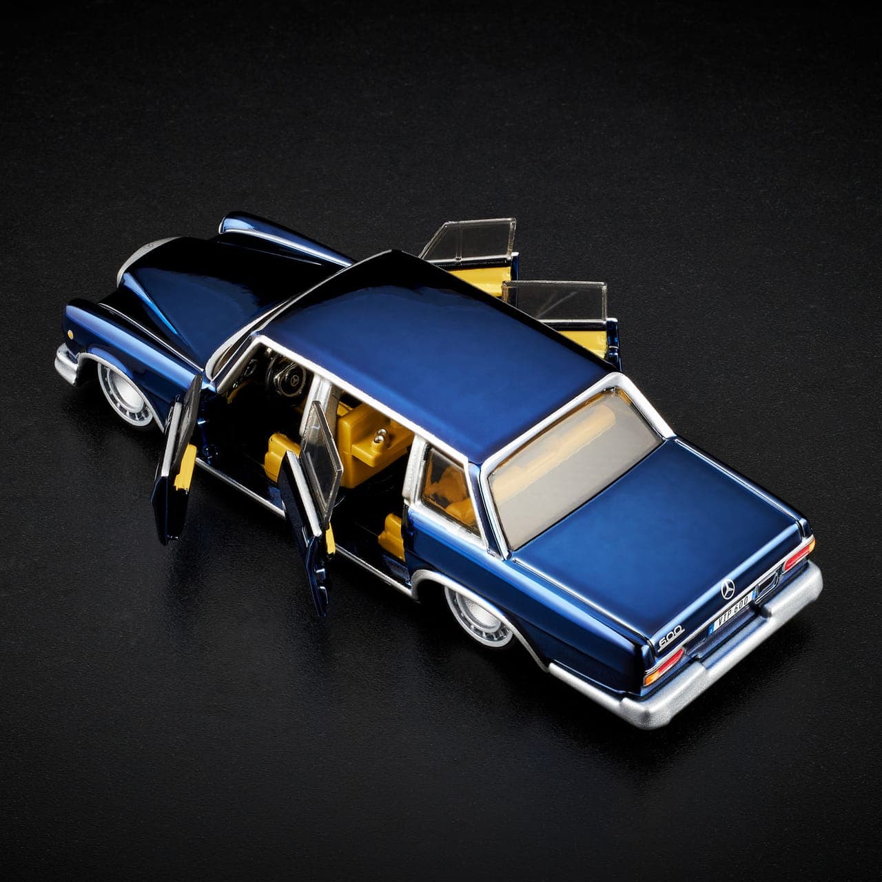 MERCEDES-BENZ 600 17