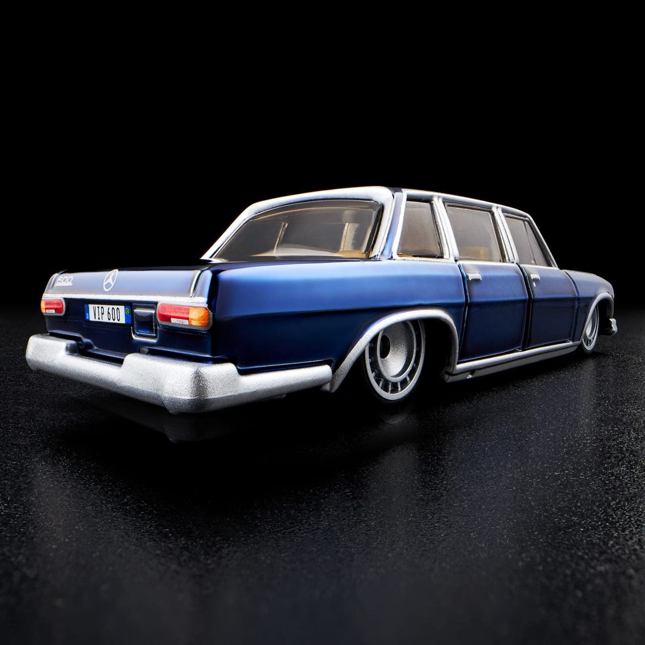 MERCEDES-BENZ 600 18