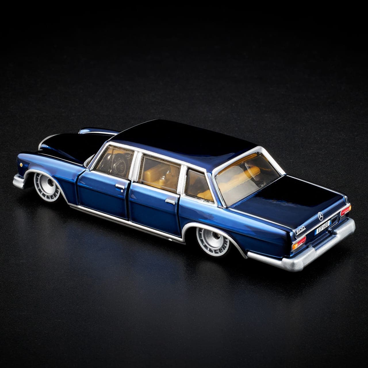 MERCEDES-BENZ 600 23