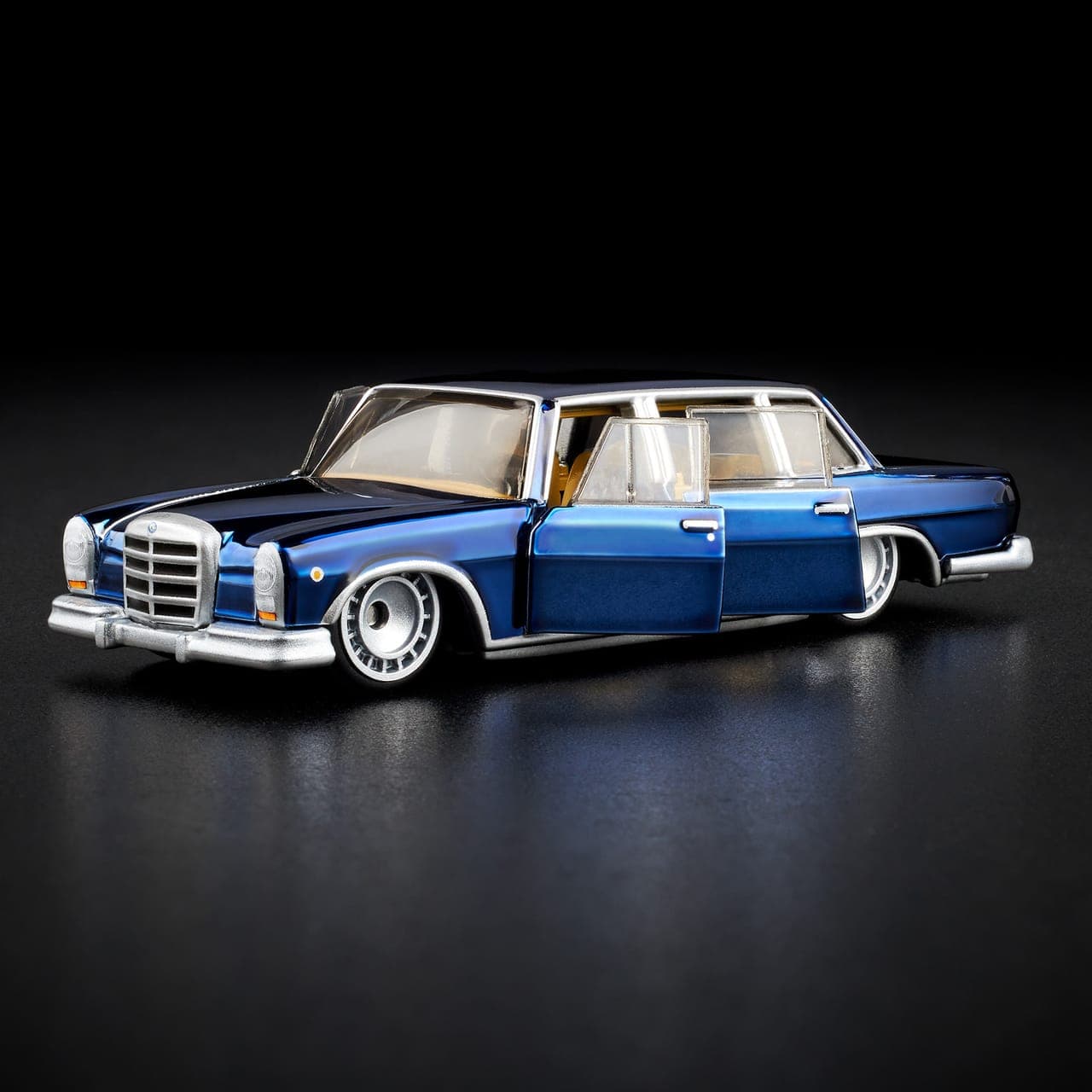 MERCEDES-BENZ 600 9